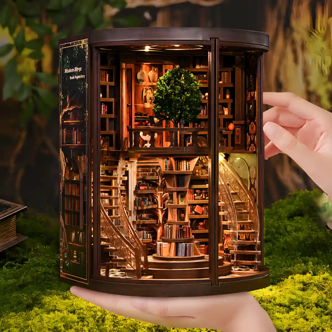 The Elder Oak – Kit Book Nook Fai-da-Te